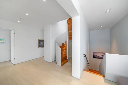 Property Detail