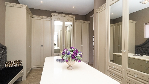 Property Detail