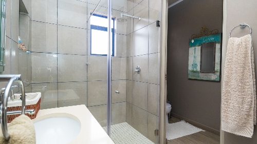 Property Detail