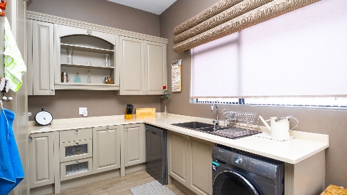 Property Detail
