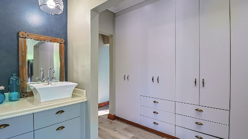 Property Detail