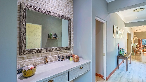 Property Detail