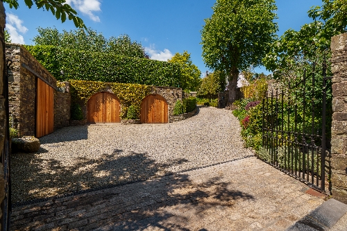 Property Detail