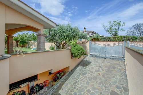 Property Detail