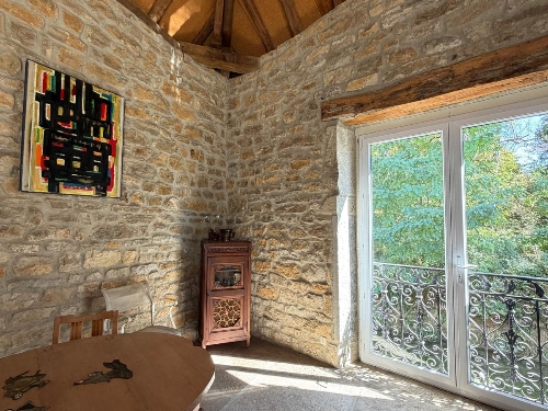 Property Detail